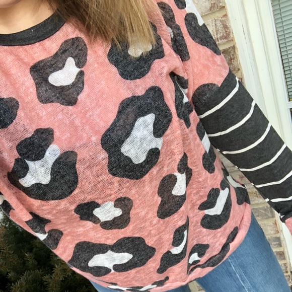 Mauve Leopard & Stripes top - Picture 4 of 4